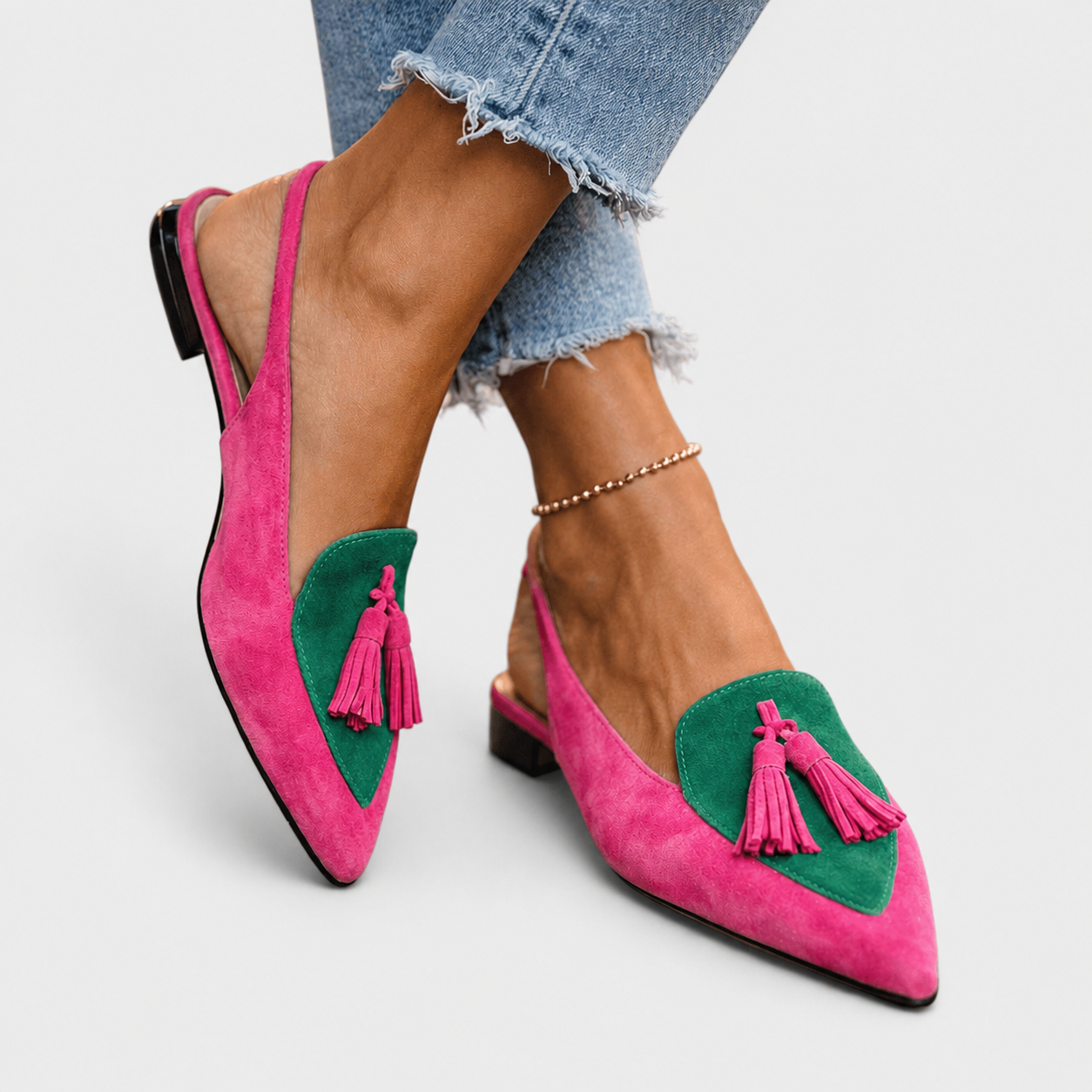 Selenia | Sandalias con Tiras y Borlas
