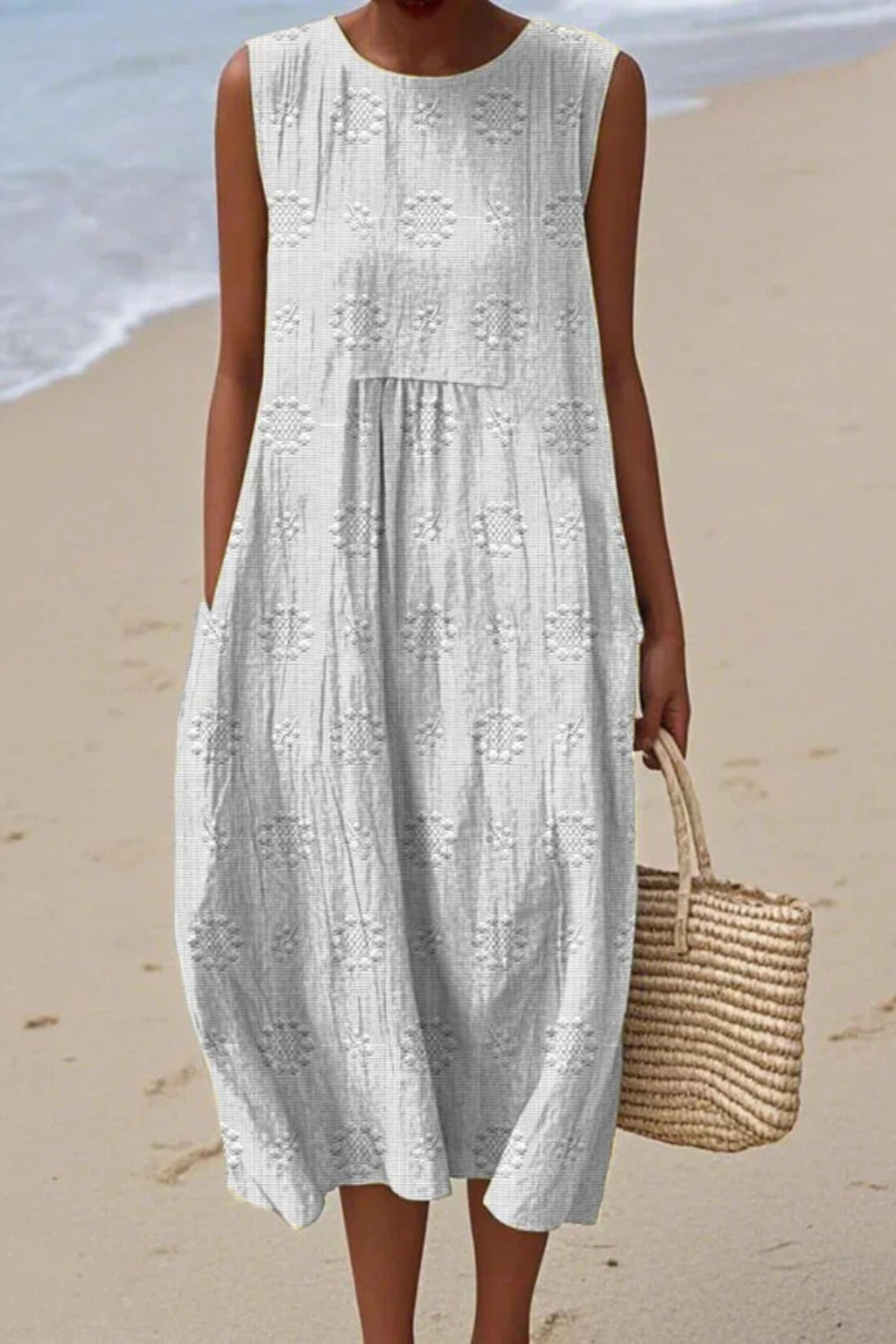 Biznaga | Vestido sin Mangas con Bordado