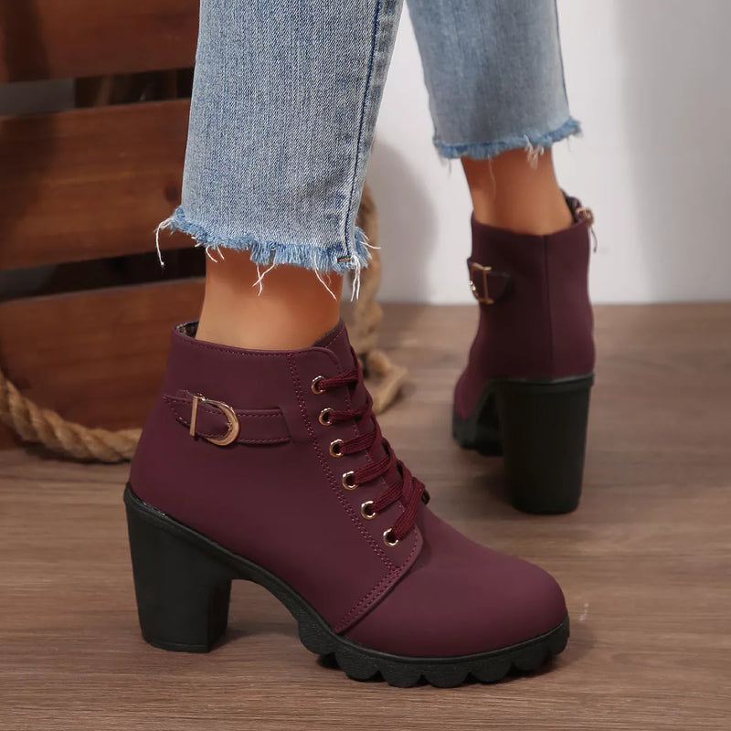 Alexa | Botas de tacón bloque con estilo
