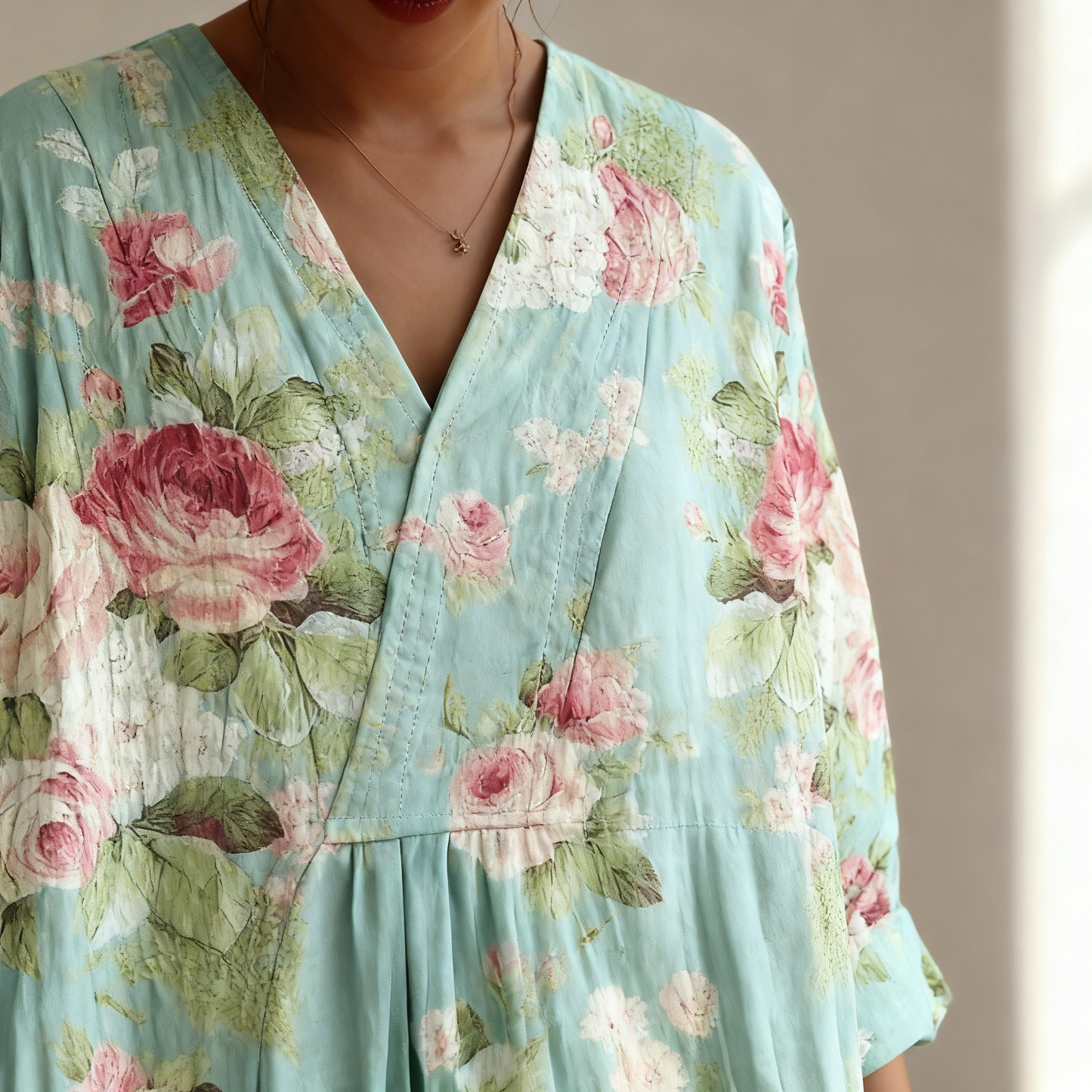 Guayaba | Vestido con Estampado Floral de Rosas