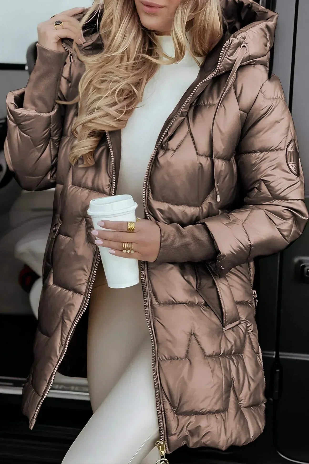 Jane | Abrigo chic acolchado con capucha