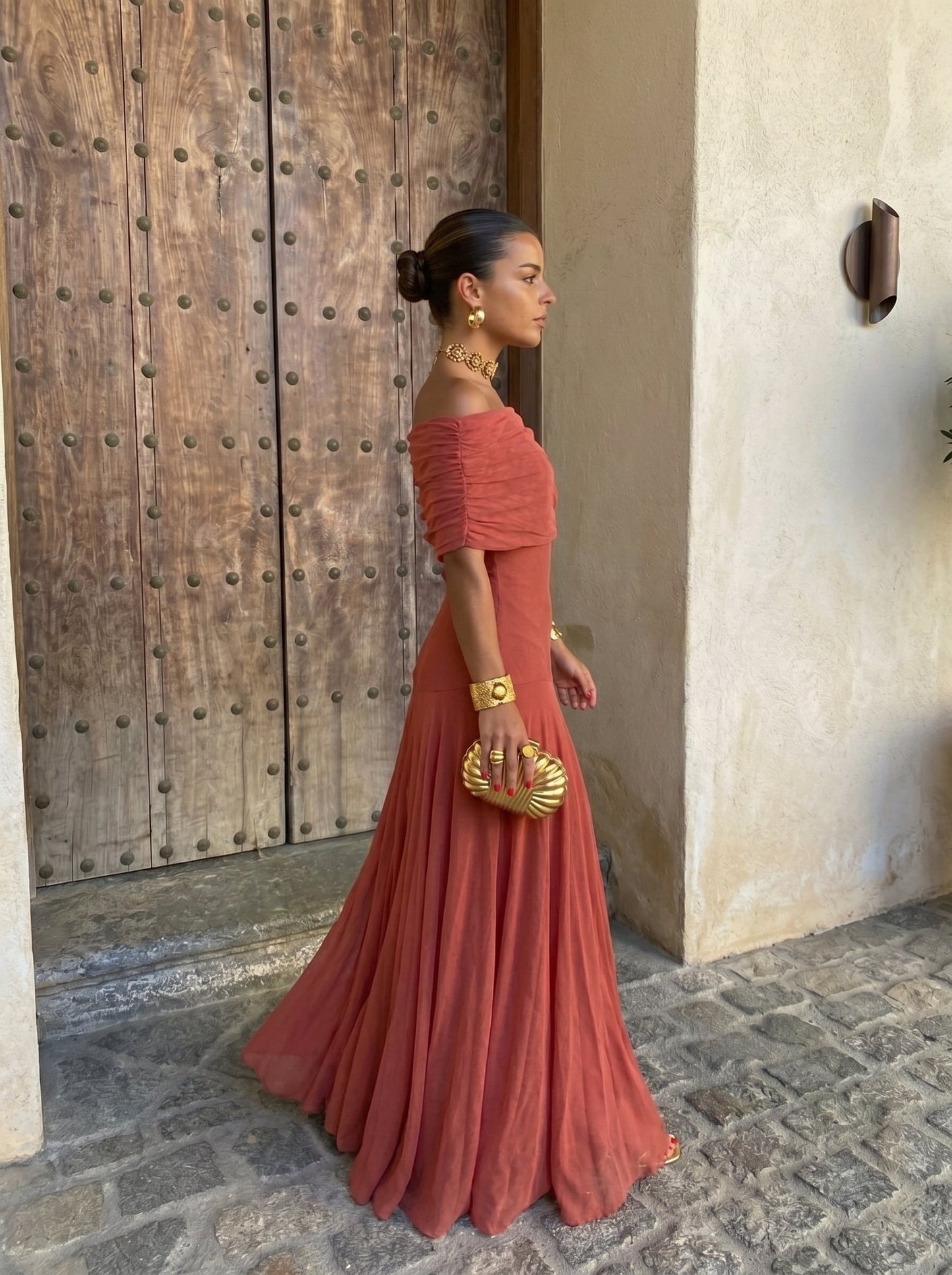 Córdoba | Vestido largo hombros descubiertos en tres tonos